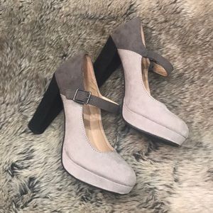 Candies Gray Heels Pumps Size 6